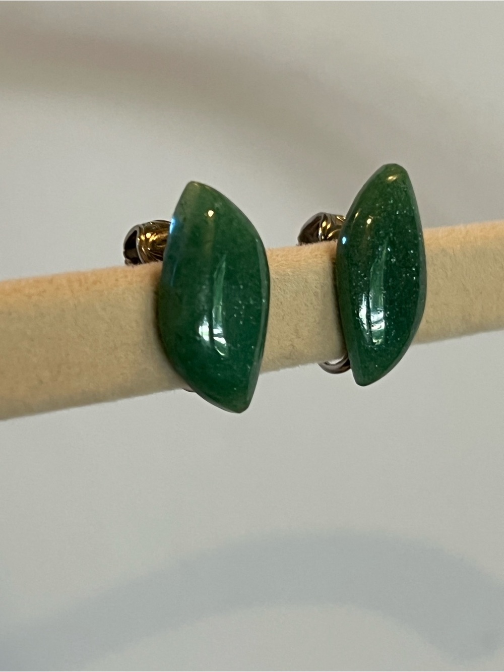 Aventurine Clip On Earrings - Picture 2 of 3